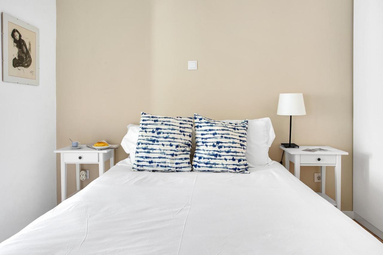 Modern 2 Bedroom Apartment In Estrela With Outside Terrace! Amazing For Families, Couples, Friends Lisboa Exterior foto