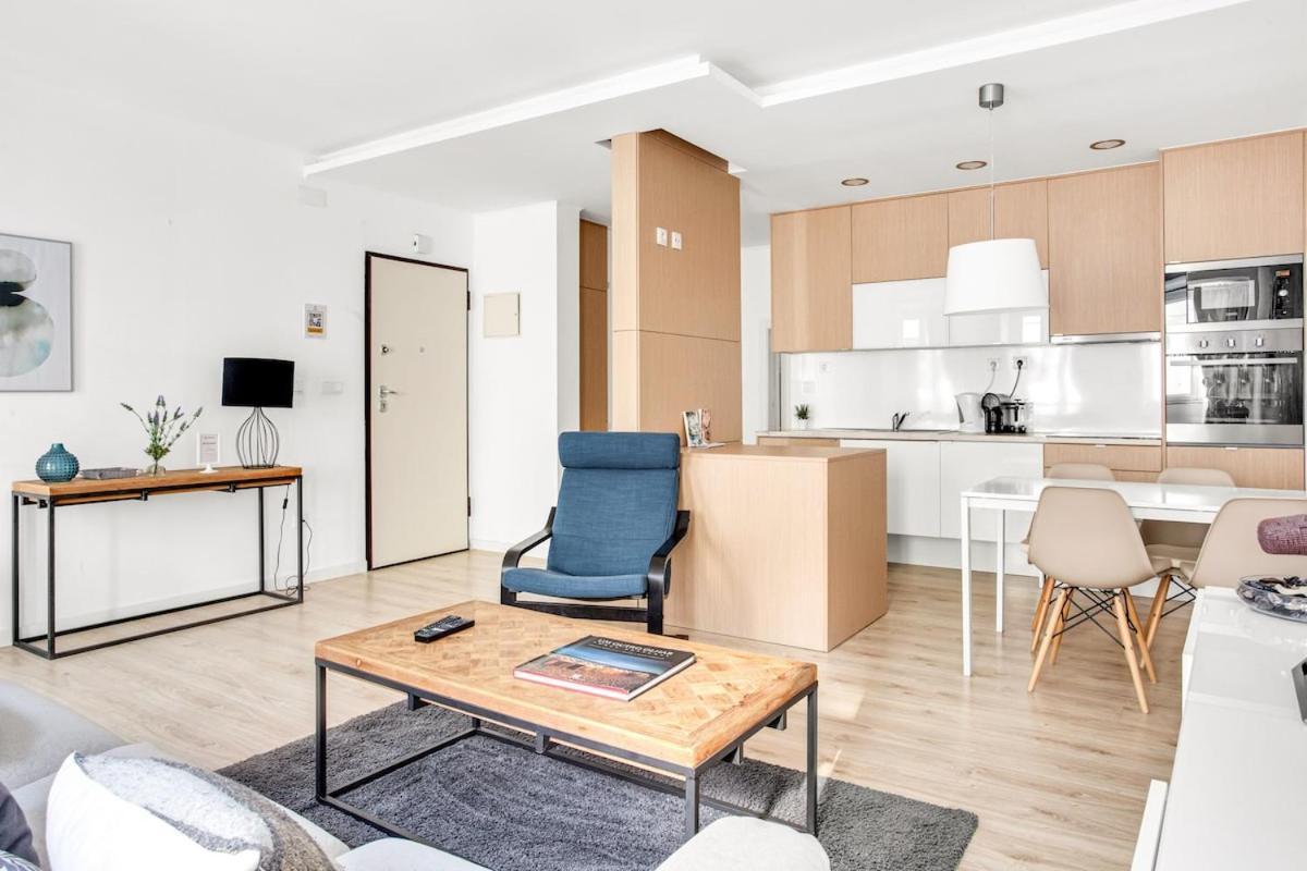 Modern 2 Bedroom Apartment In Estrela With Outside Terrace! Amazing For Families, Couples, Friends Lisboa Exterior foto